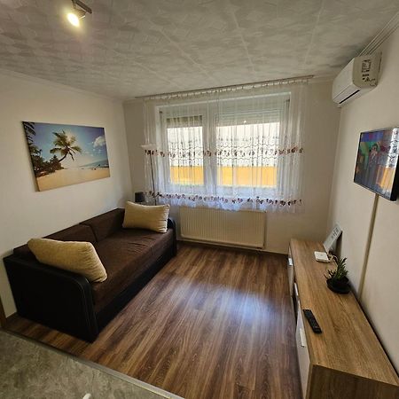 Fischer Apartman 2 Хайдусобосло Экстерьер фото