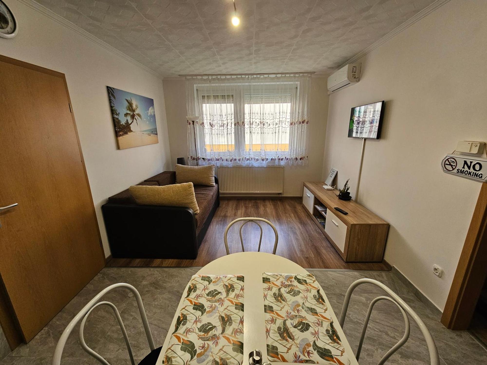 Fischer Apartman 2 Хайдусобосло Экстерьер фото