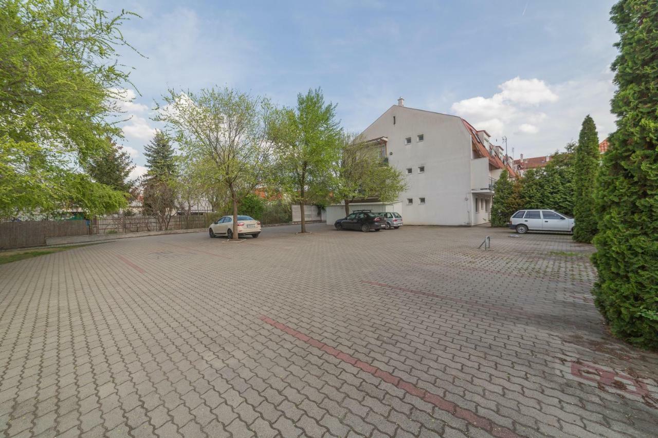 Fischer Apartman 2 Хайдусобосло Экстерьер фото